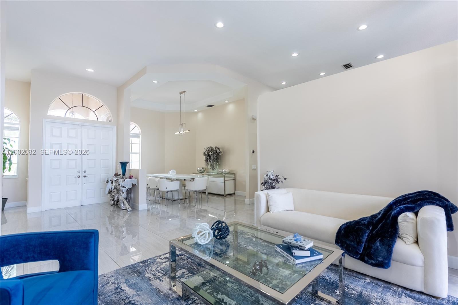 2557 Jardin Ter Property Photo 14