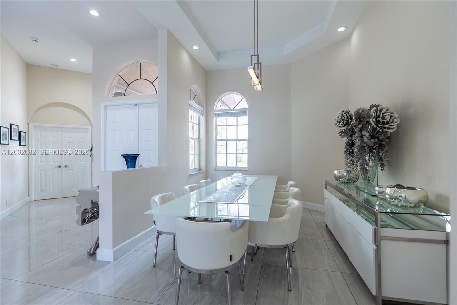2557 Jardin Ter Property Photo 16