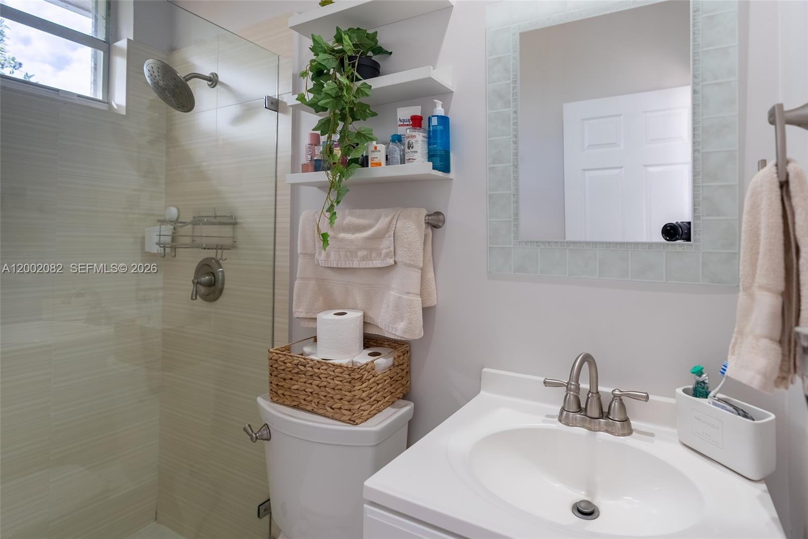 2557 Jardin Ter Property Photo 39