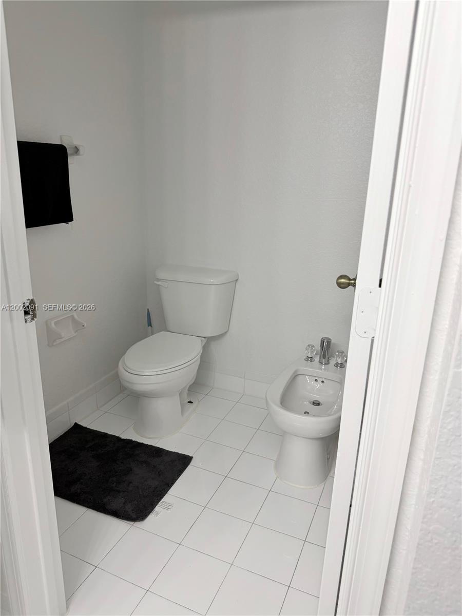 A12002091 Property Photo 11