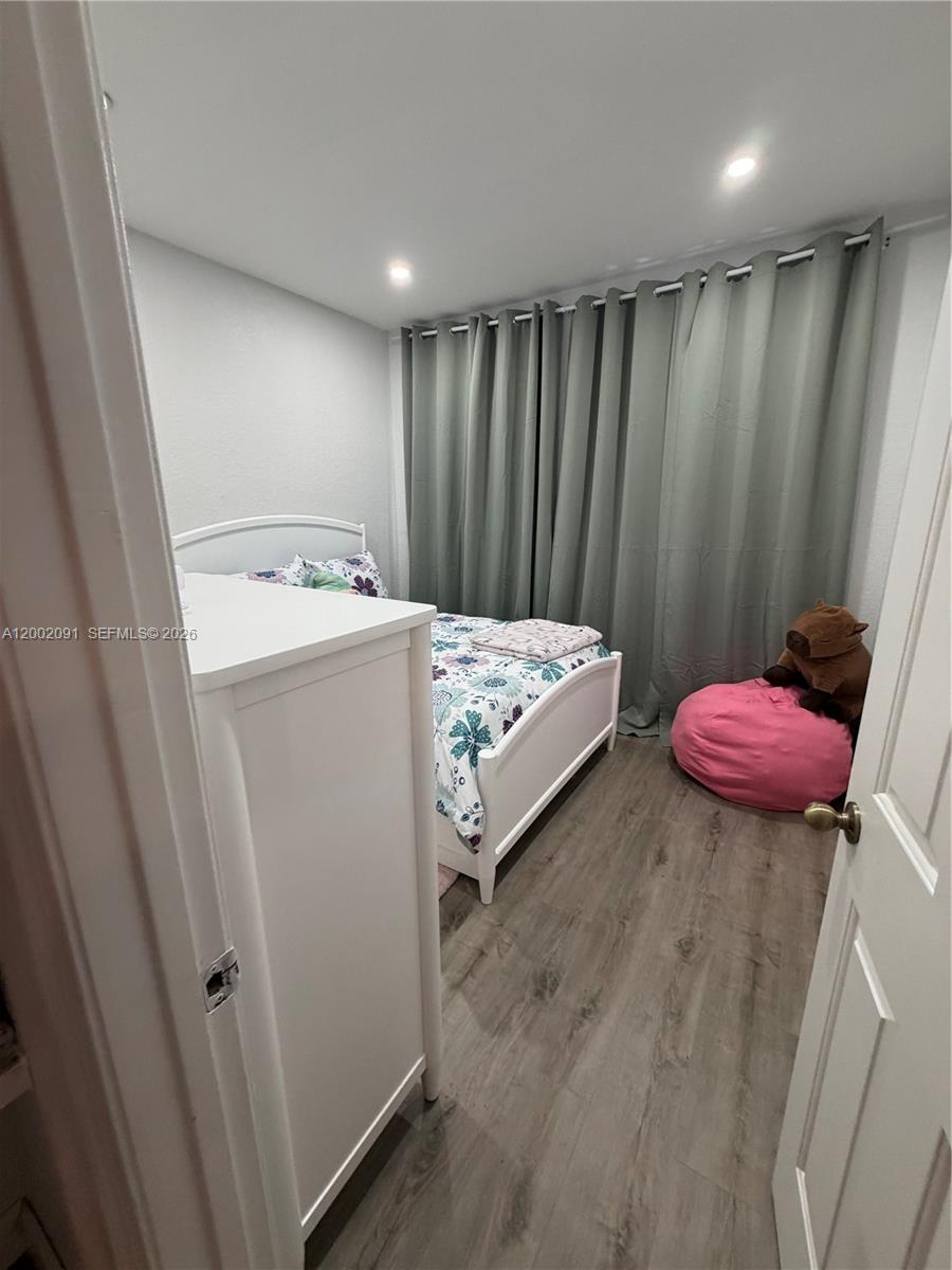 A12002091 Property Photo 14