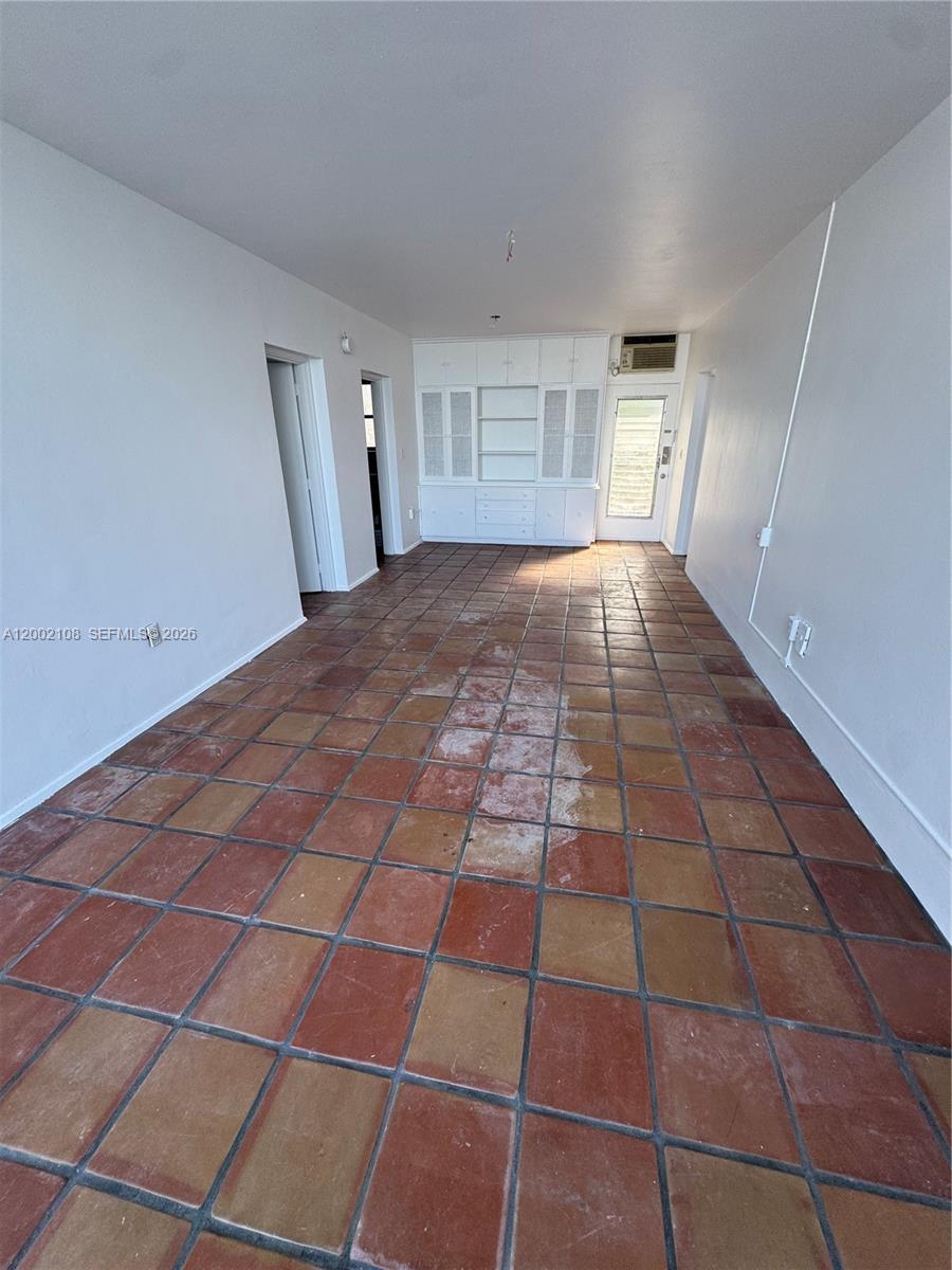 10281 E Bay Harbor Dr C2 Property Photo 11