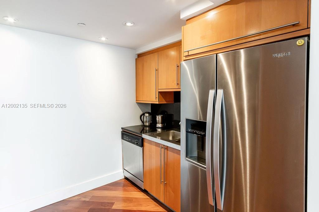 6365 Collins Ave 2306 Property Photo 18