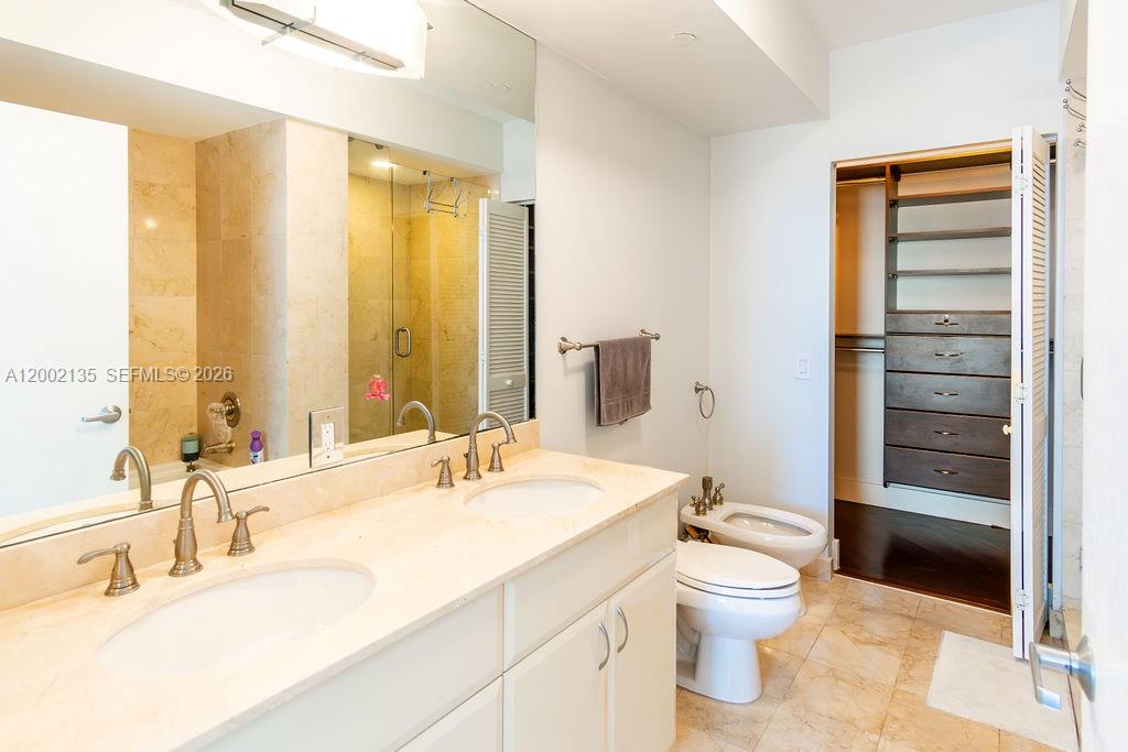 6365 Collins Ave 2306 Property Photo 27