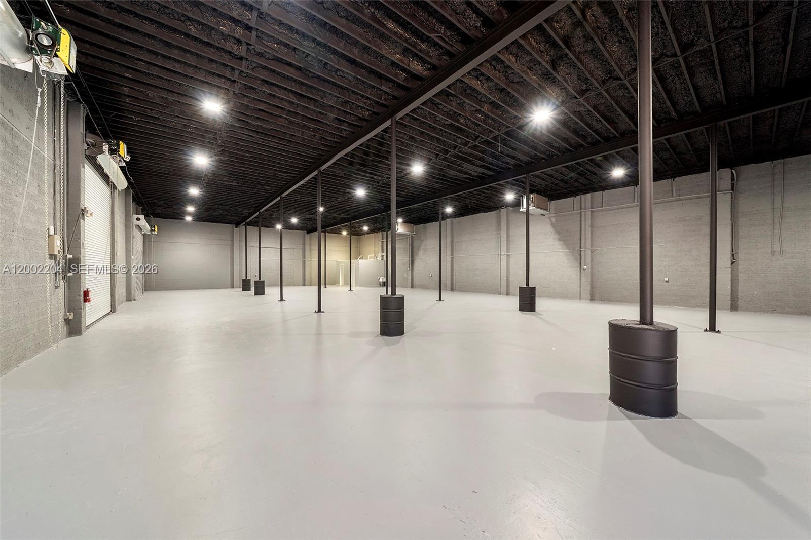 3080 Sheridan St Warehouse + Office Property Photo 7