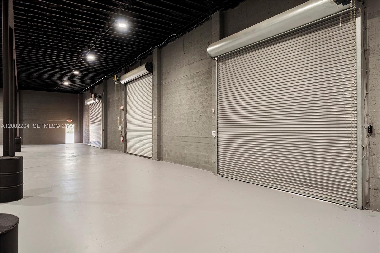 3080 Sheridan St Warehouse + Office Property Photo 10