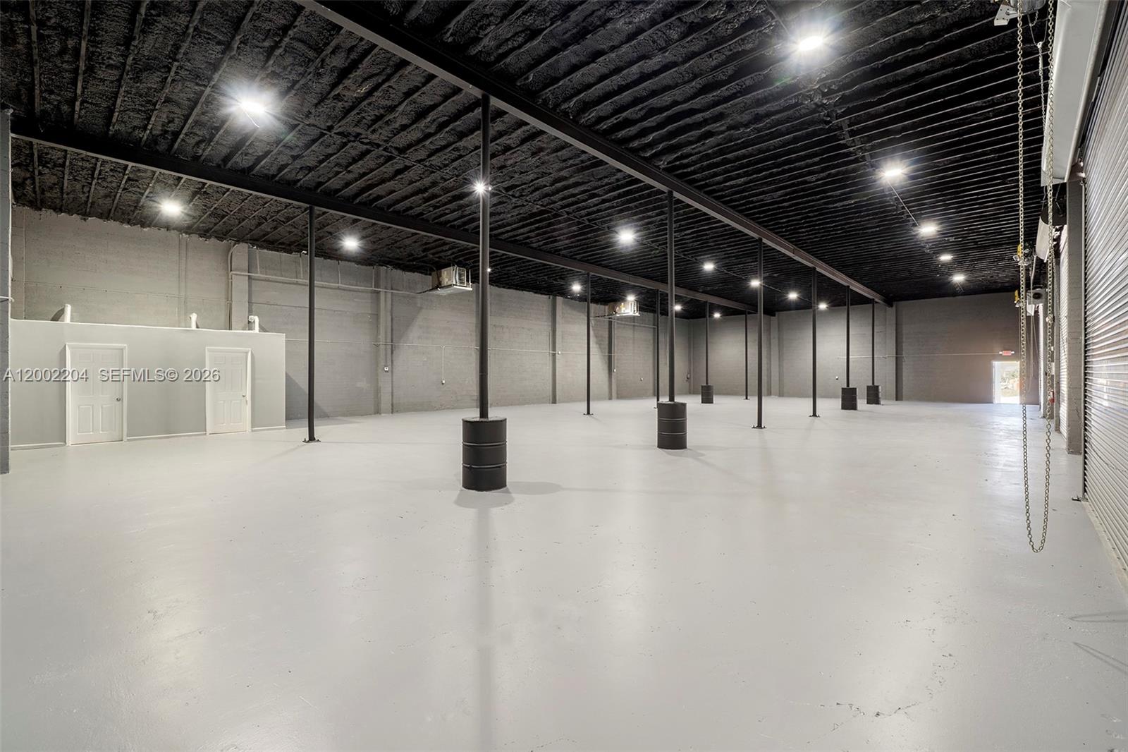 3080 Sheridan St Warehouse + Office Property Photo 12