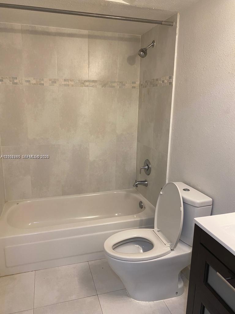 2371 Nw 33rd St 711 Property Photo 10