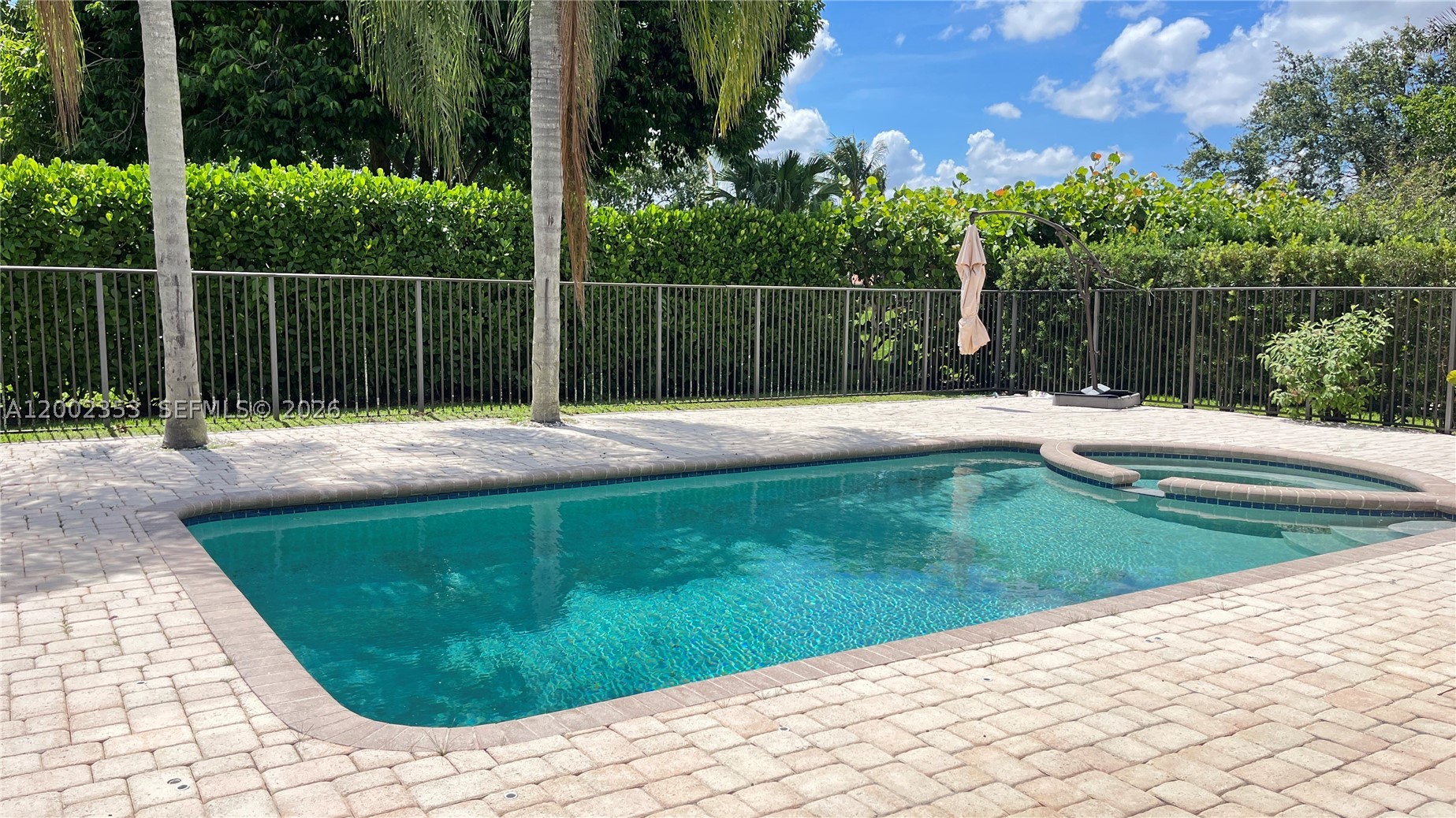 1115 Camellia Cir Property Photo 32