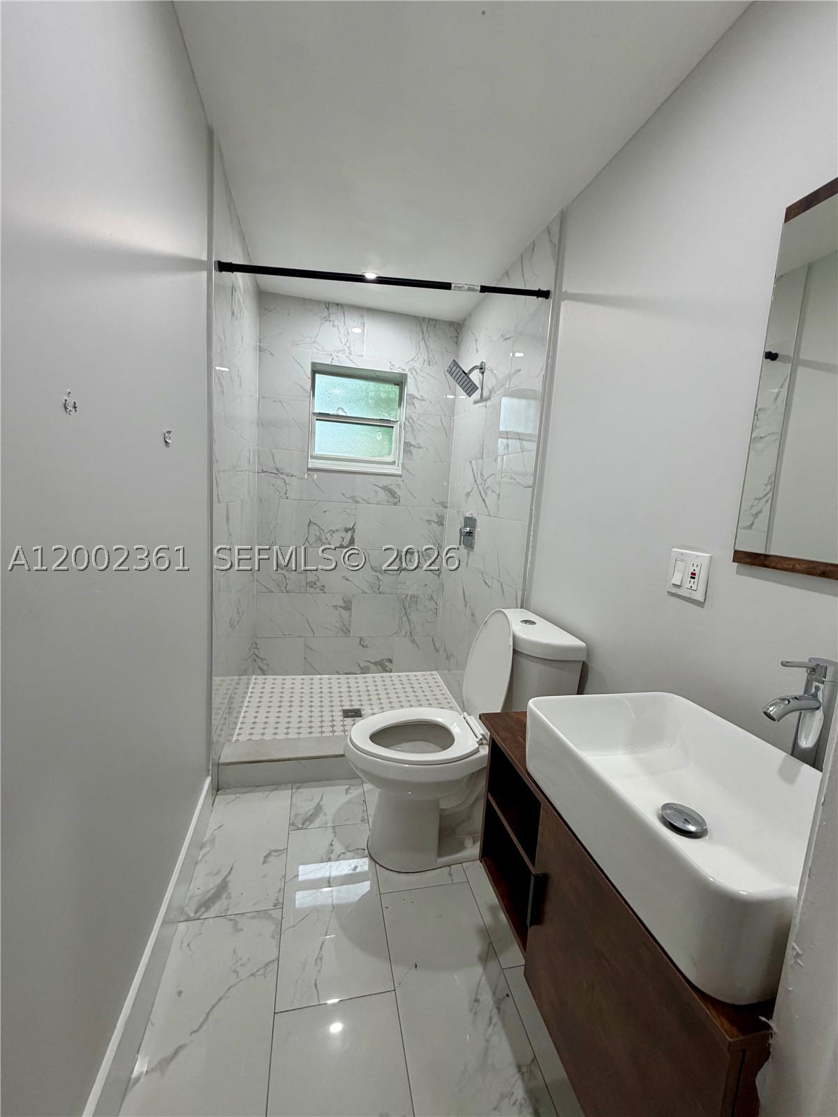 706 S F St Property Photo 8