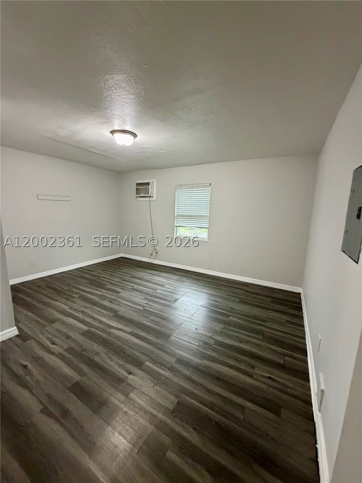 706 S F St Property Photo 9