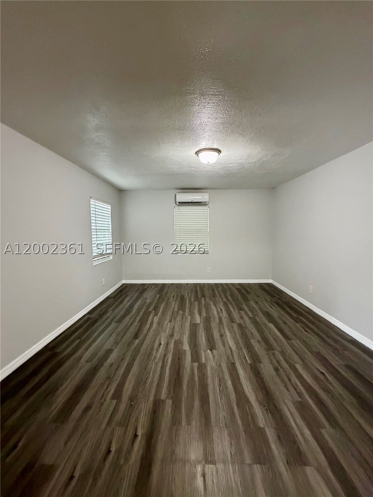 706 S F St Property Photo 10