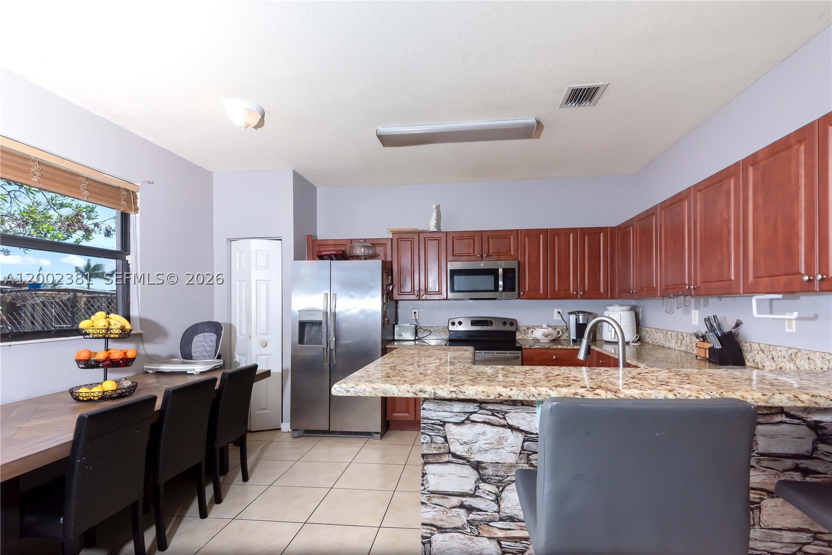 685 Se 37th Pl Property Photo 10