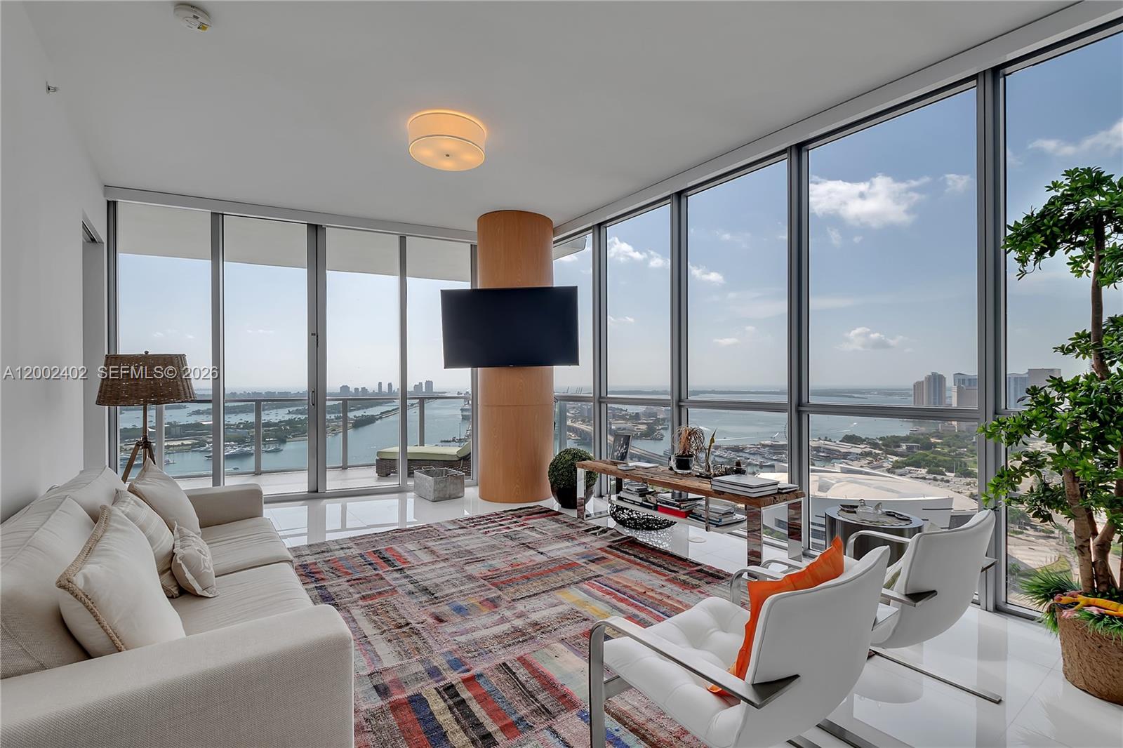 1100 Biscayne Blvd 3901 Property Photo 1