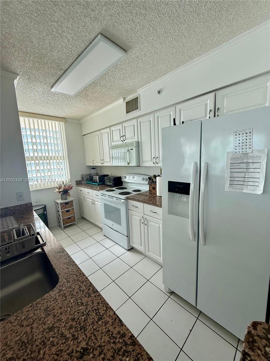 1155 Brickell Bay Dr 1702 Property Photo 5