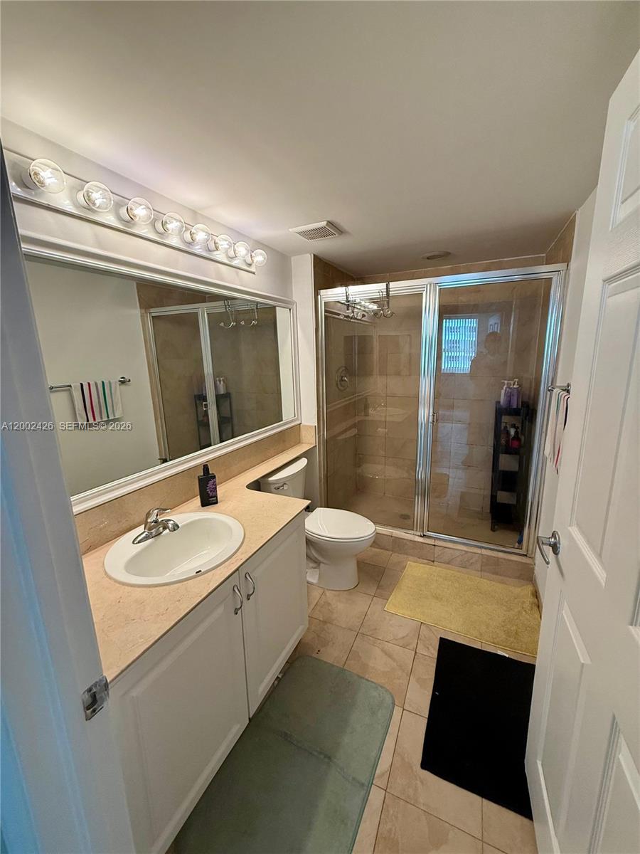 1155 Brickell Bay Dr 1702 Property Photo 16