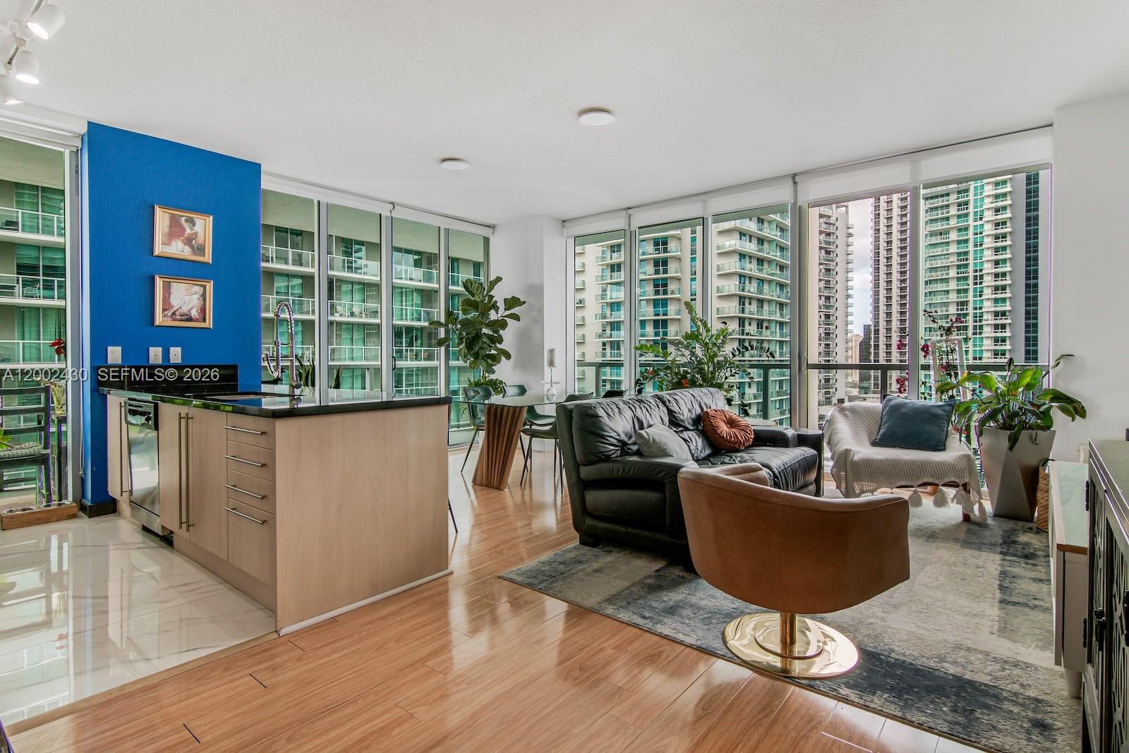 79 Sw 12th St 2107-s Property Photo 1