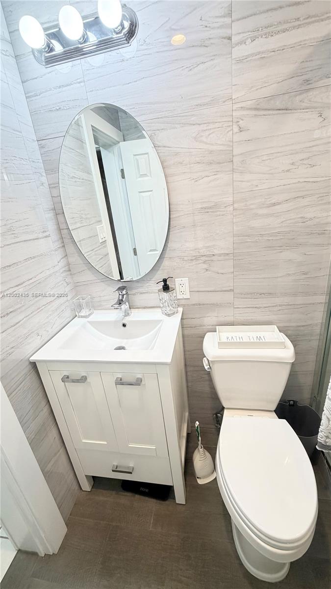 321 Wilson St A105 Property Photo 9