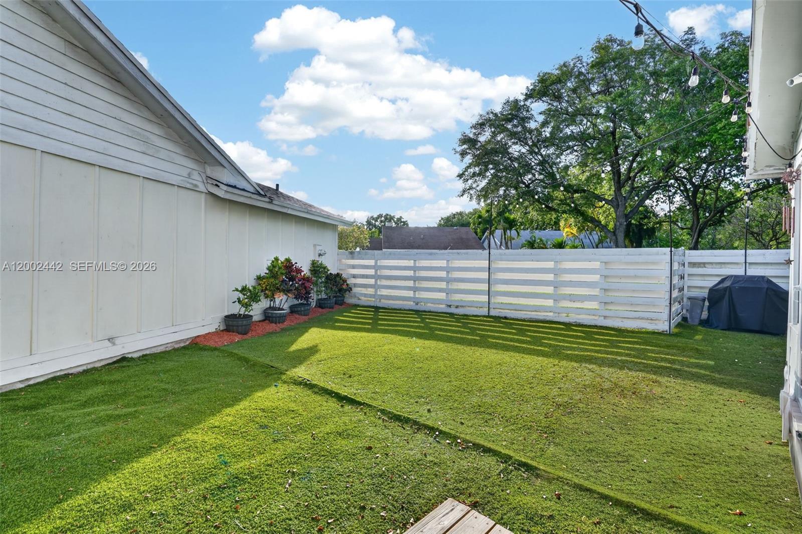 14914 Sw 142nd Pl Property Photo 44