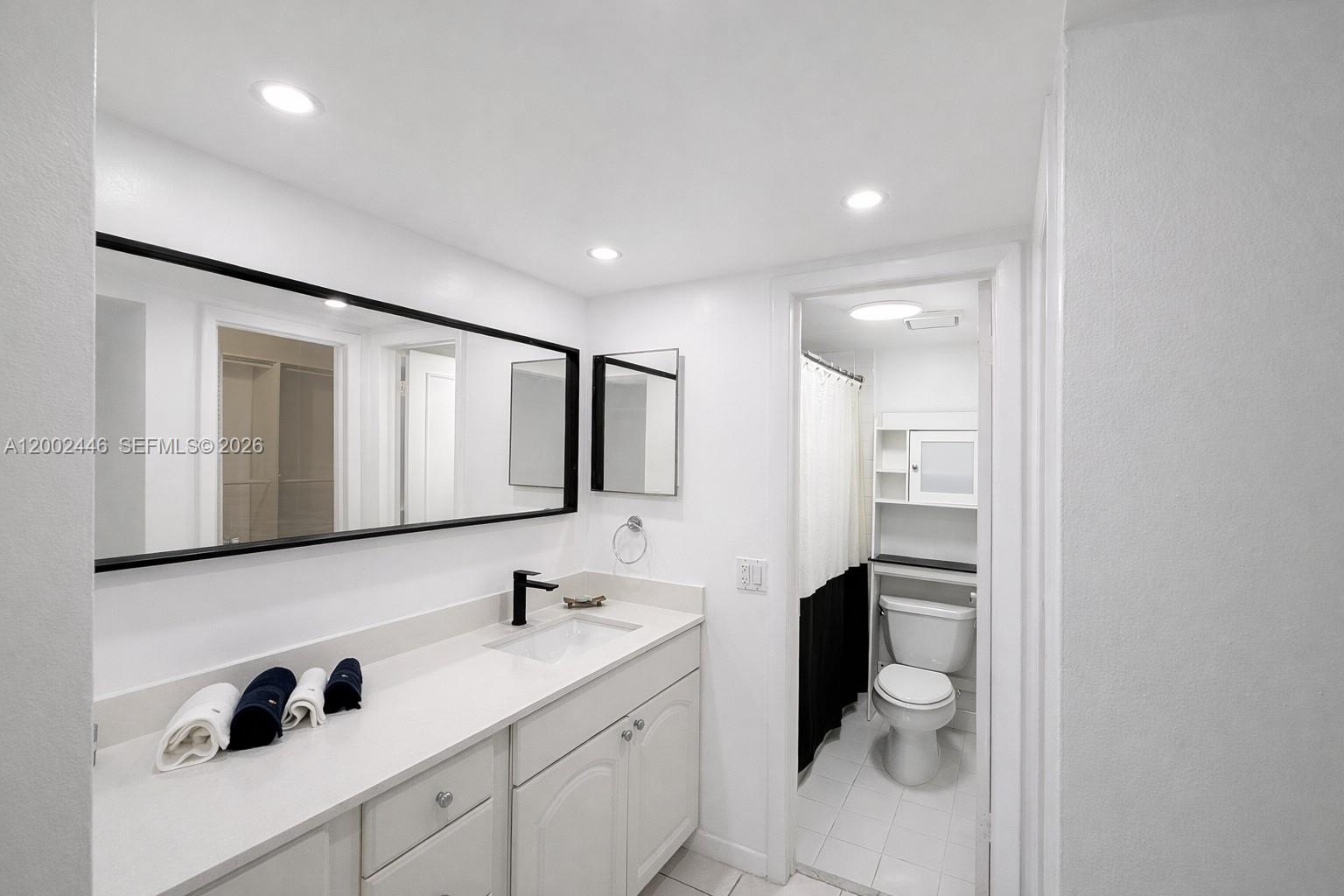 77 Crandon Blvd 3c Property Photo 18