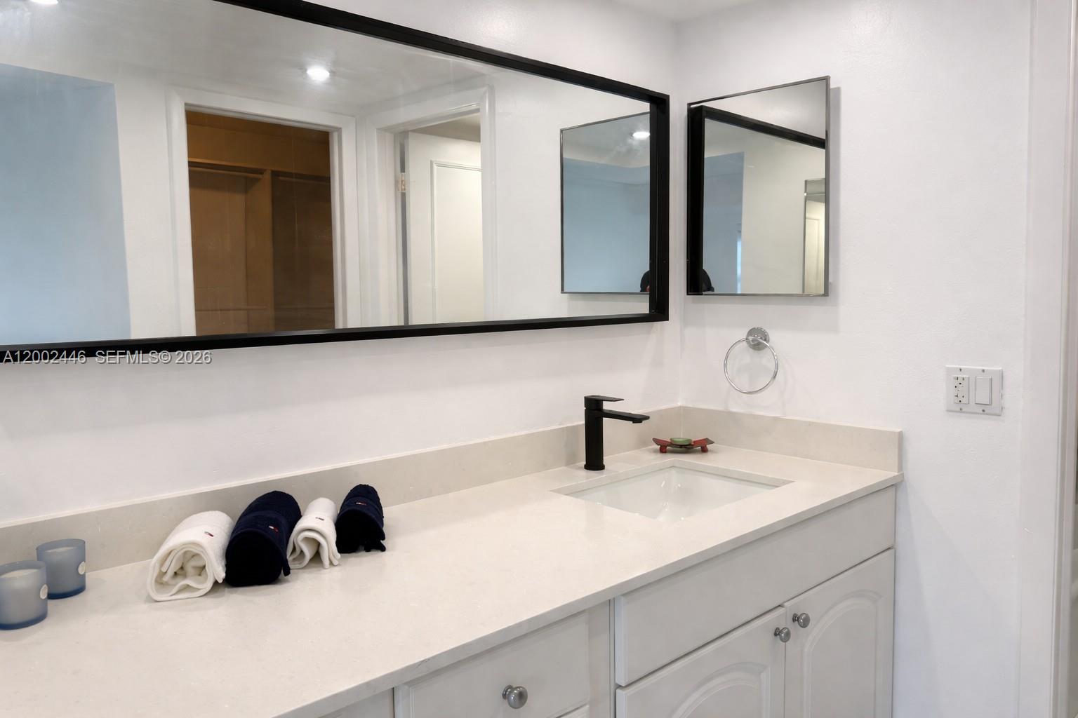 77 Crandon Blvd 3c Property Photo 22