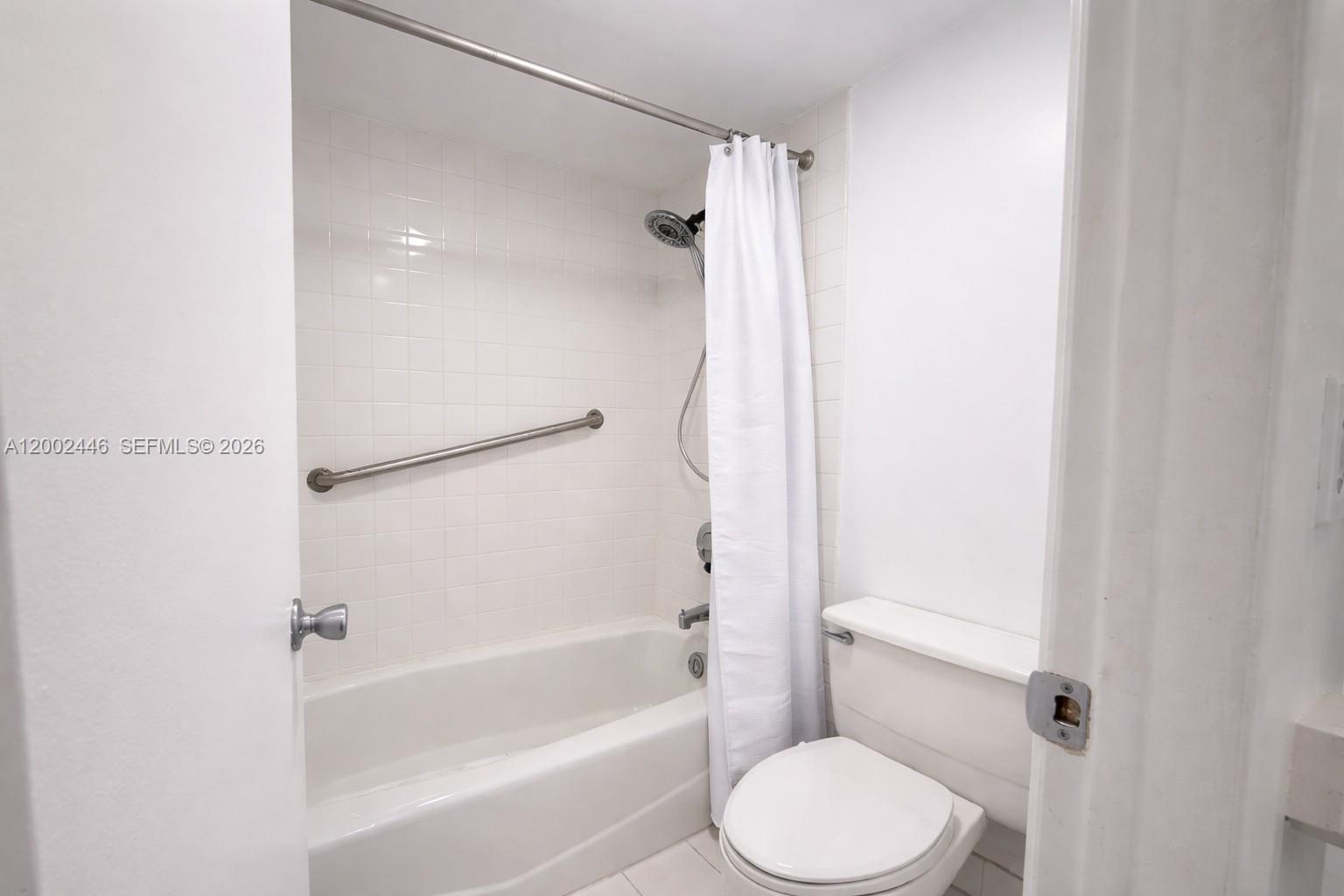 77 Crandon Blvd 3c Property Photo 23
