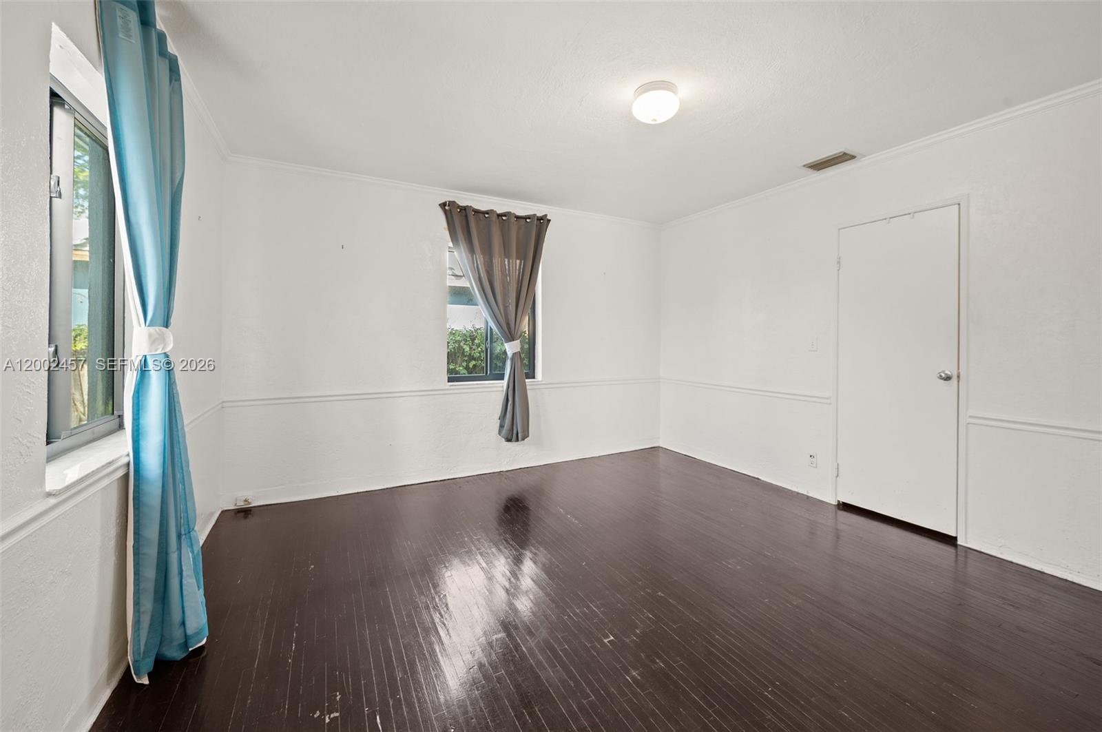 2410 Jackson St Property Photo 23