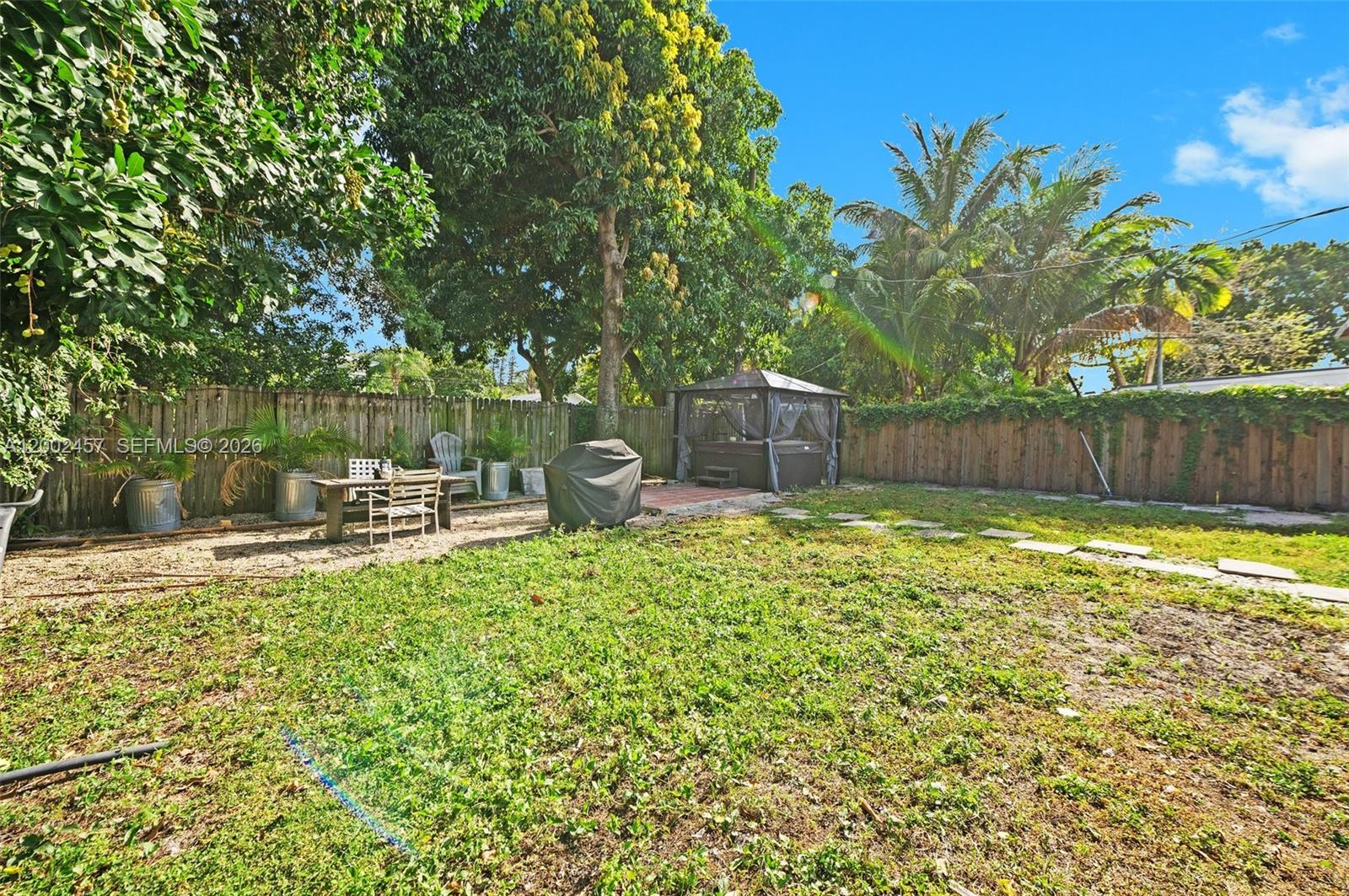 2410 Jackson St Property Photo 31