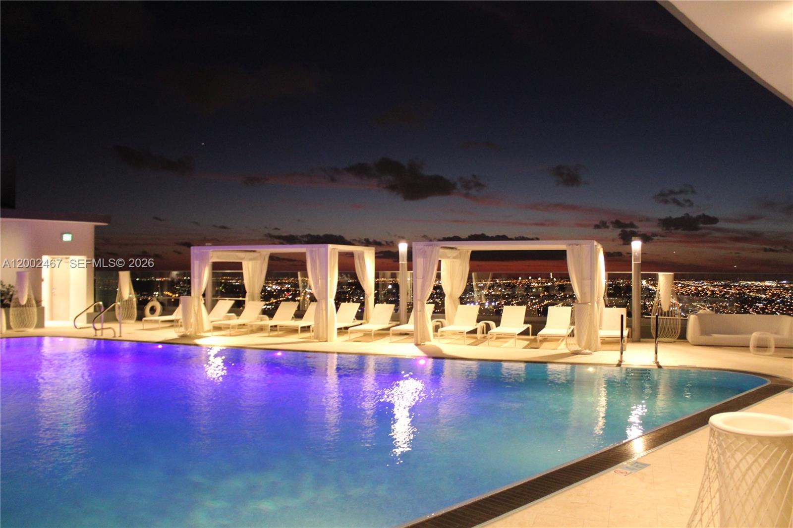 1000 Brickell Plz 1906 Property Photo 14