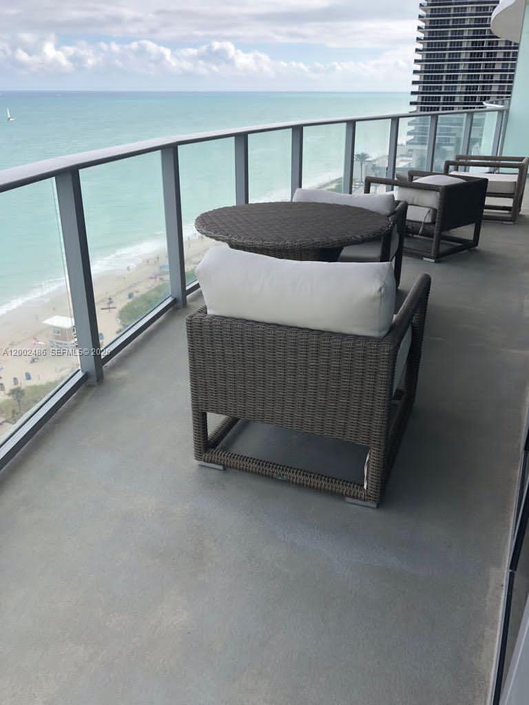 4111 S Ocean Dr 1002 Property Photo 26