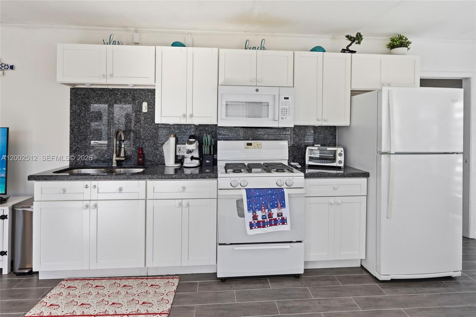65821 Overseas Highway Unit 110 Property Photo 7