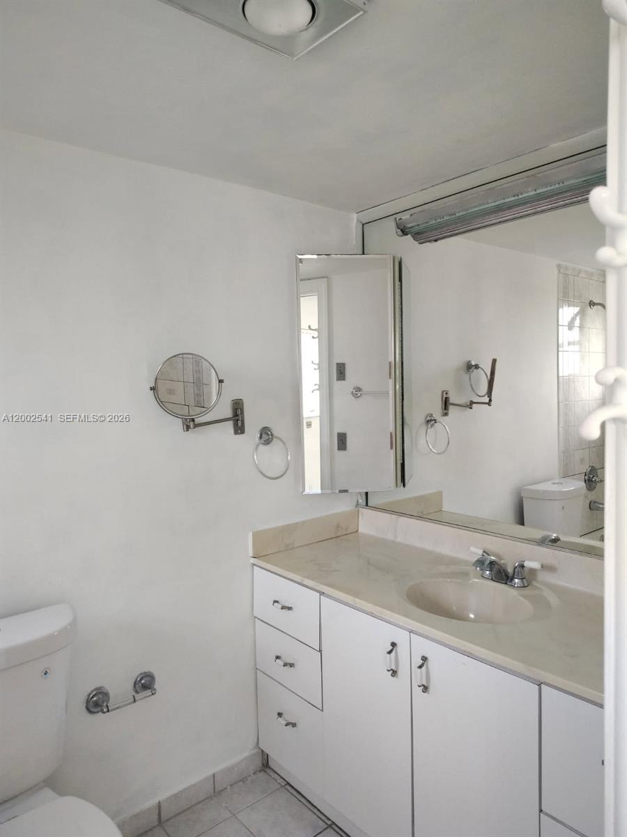 200 Ne 12th Ave 1c Property Photo 12