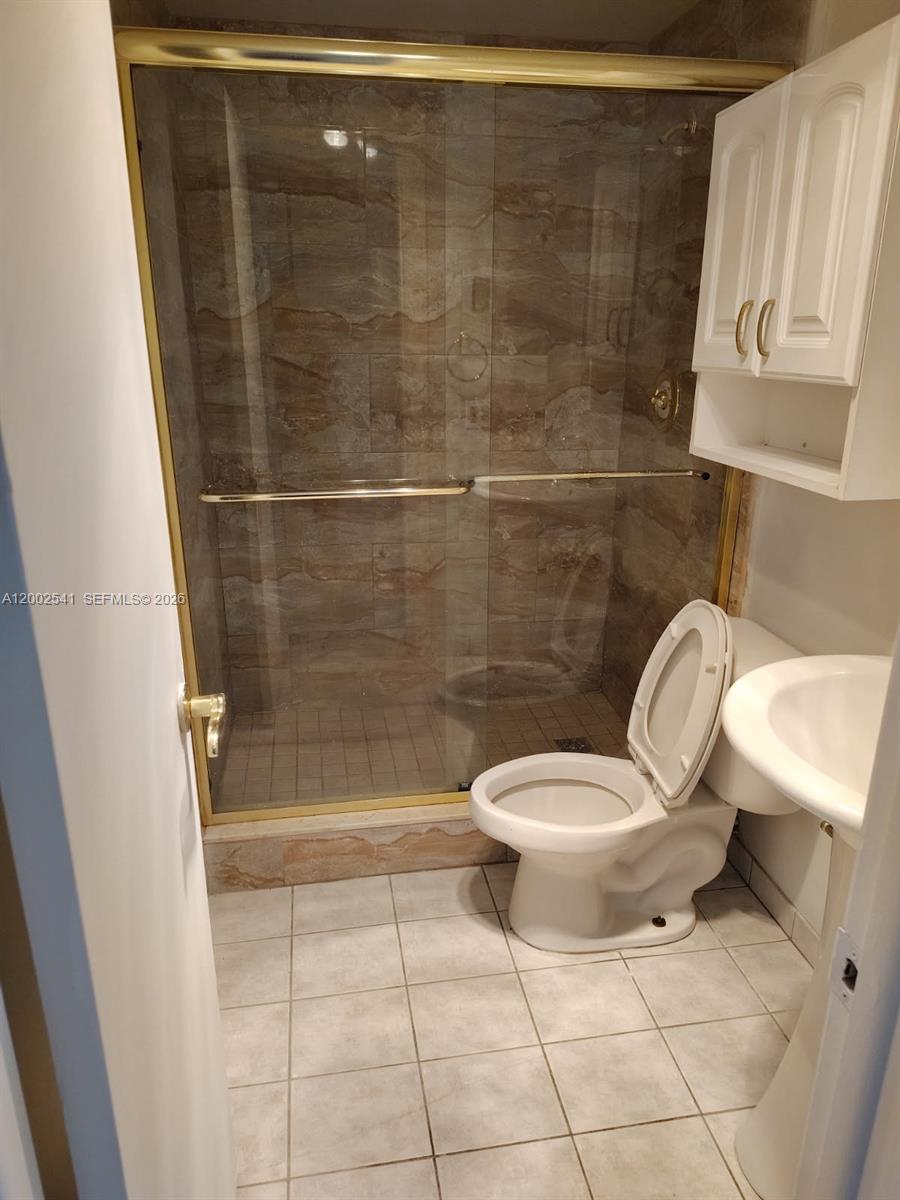 200 Ne 12th Ave 1c Property Photo 13