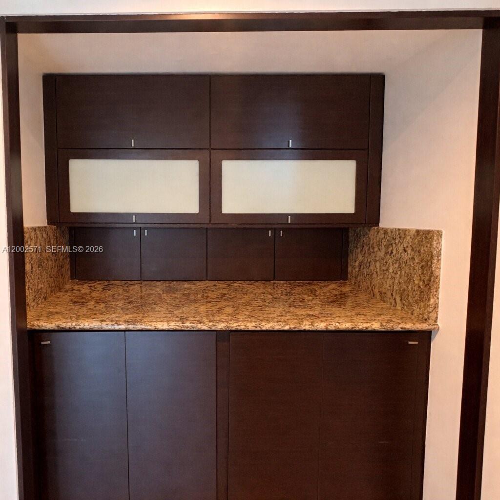 848 Brickell Key Dr 905 Property Photo 14