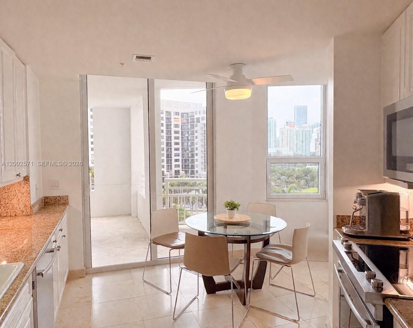 848 Brickell Key Dr 905 Property Photo 17