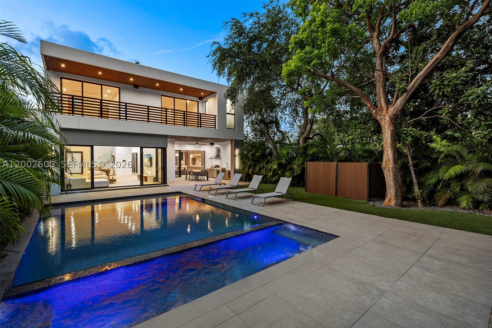 260 NW 47th St