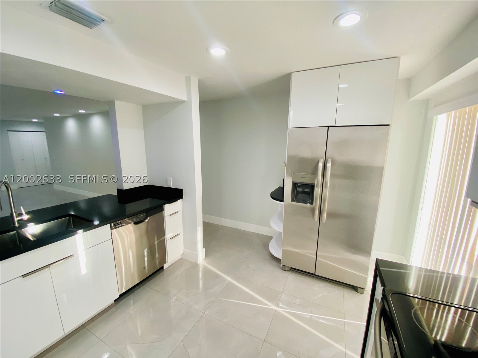 199 Sw 12th Ave 501-c Property Photo 11