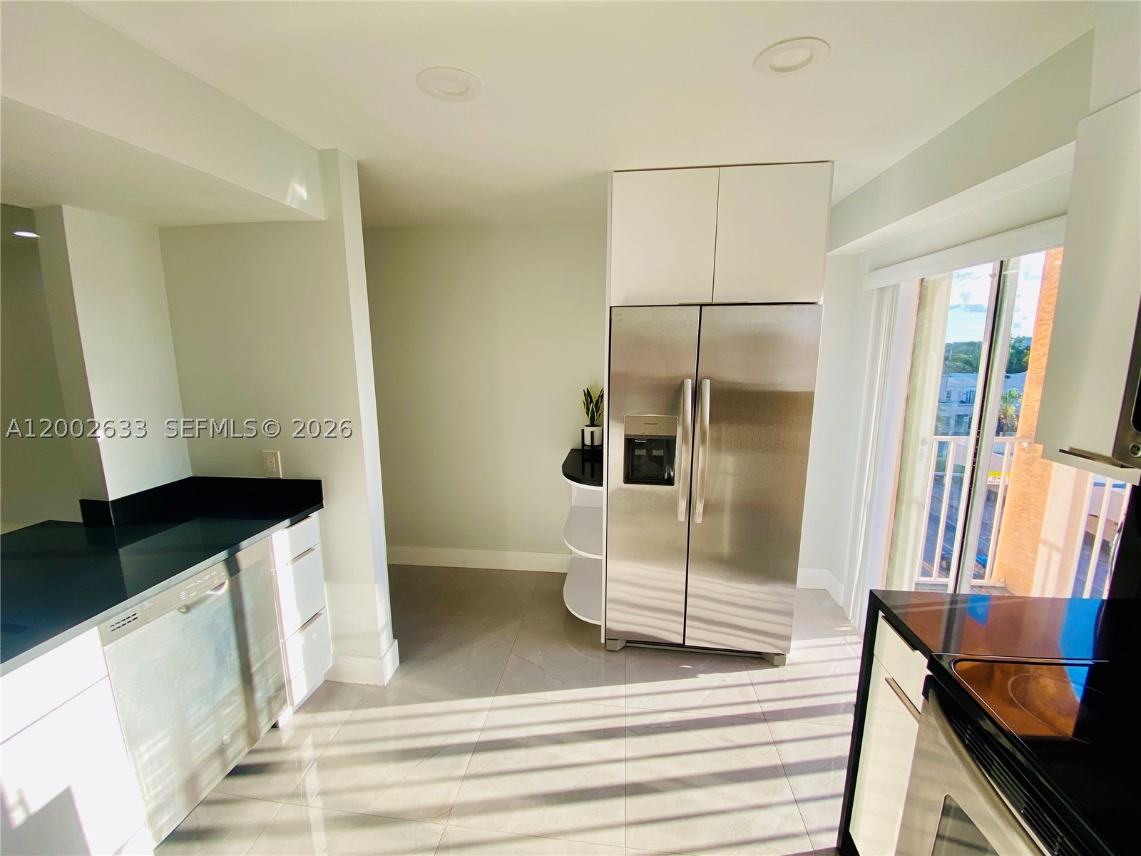 199 Sw 12th Ave 501-c Property Photo 12