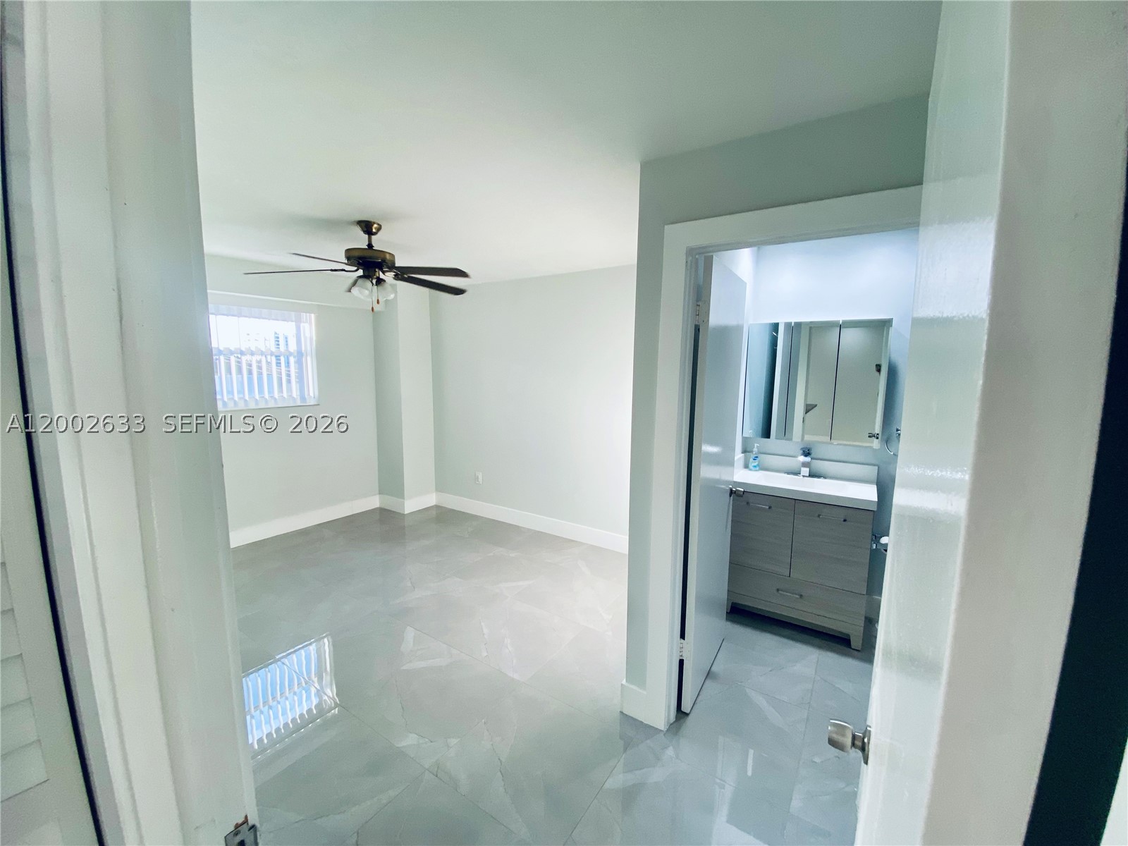199 Sw 12th Ave 501-c Property Photo 18