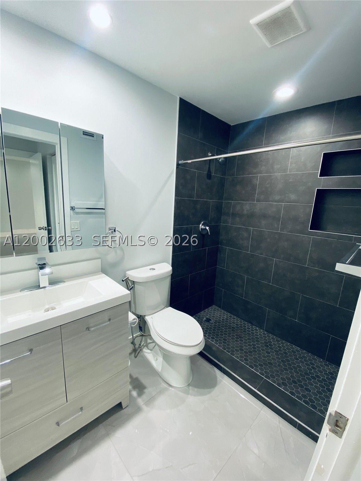 199 Sw 12th Ave 501-c Property Photo 29