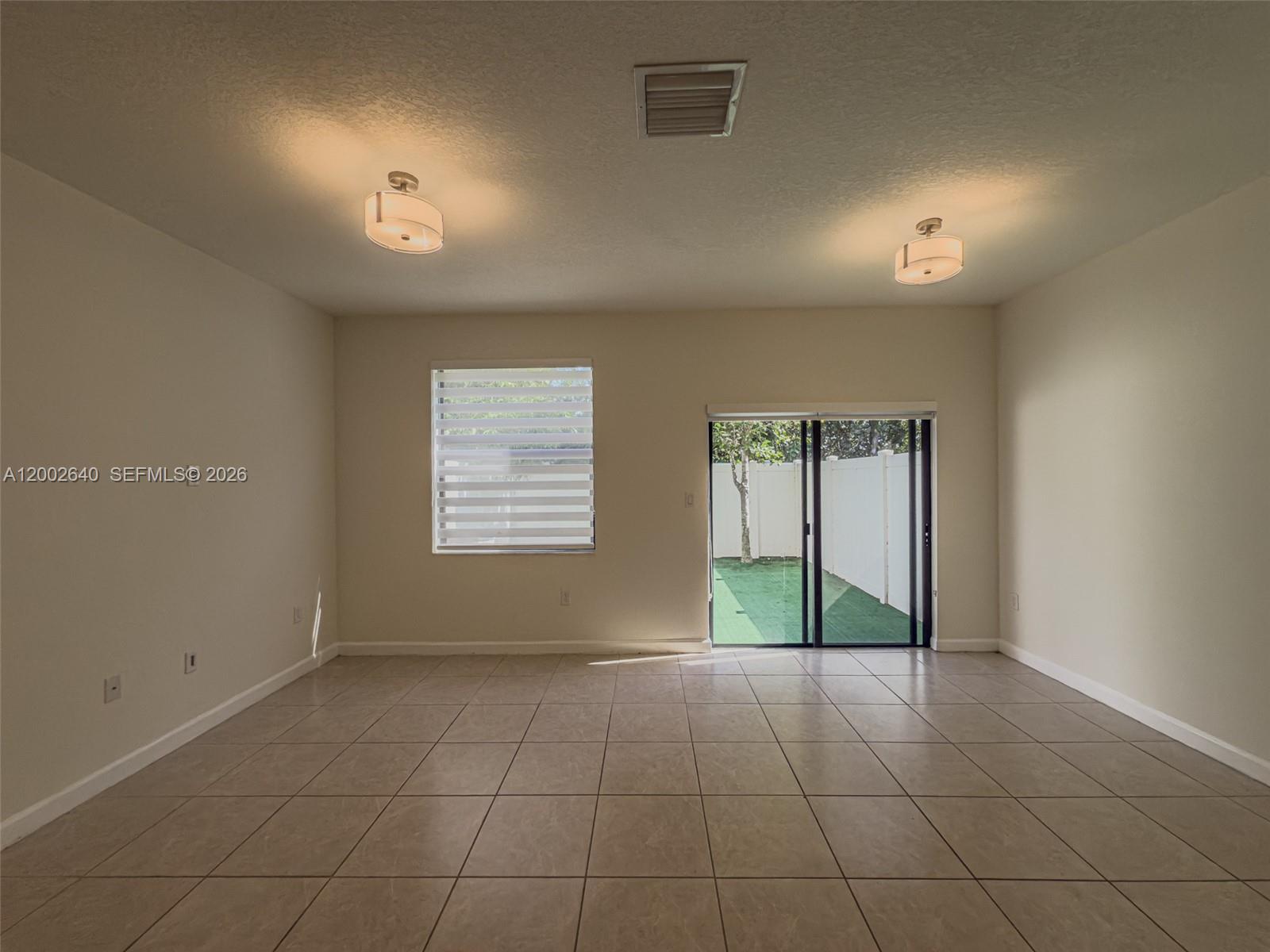10629 W 32nd Ln Property Photo 3