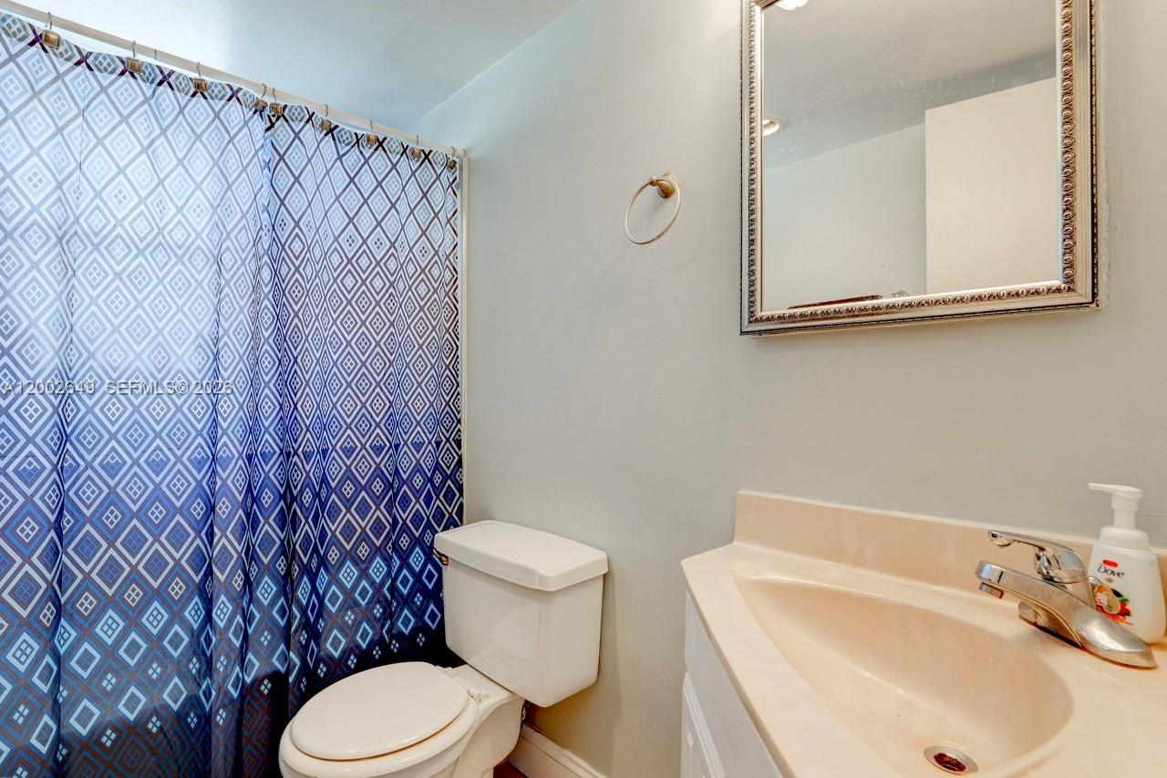 610 Se 2nd Ave L8 Property Photo 9