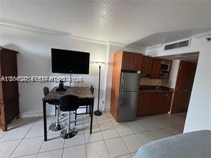 19201 Collins Ave 934 Property Photo 11