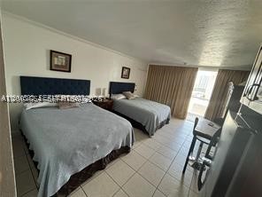 19201 Collins Ave 934 Property Photo 12