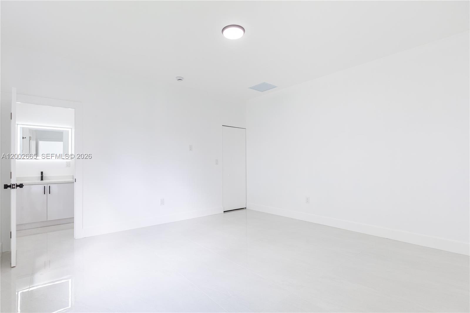 5550 Sw 4th St Property Photo 17