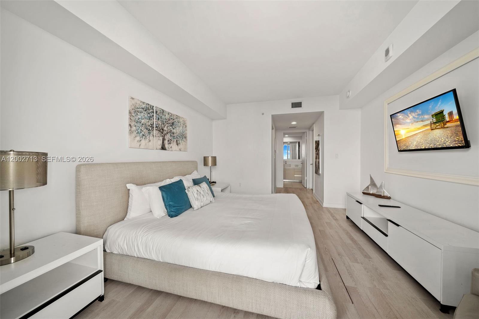 2602 E Hallandale Beach Blvd R1104 Property Photo 11