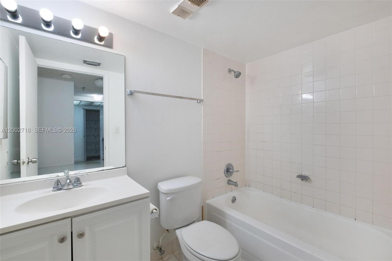 800 N Miami Ave E-1110 Property Photo 15