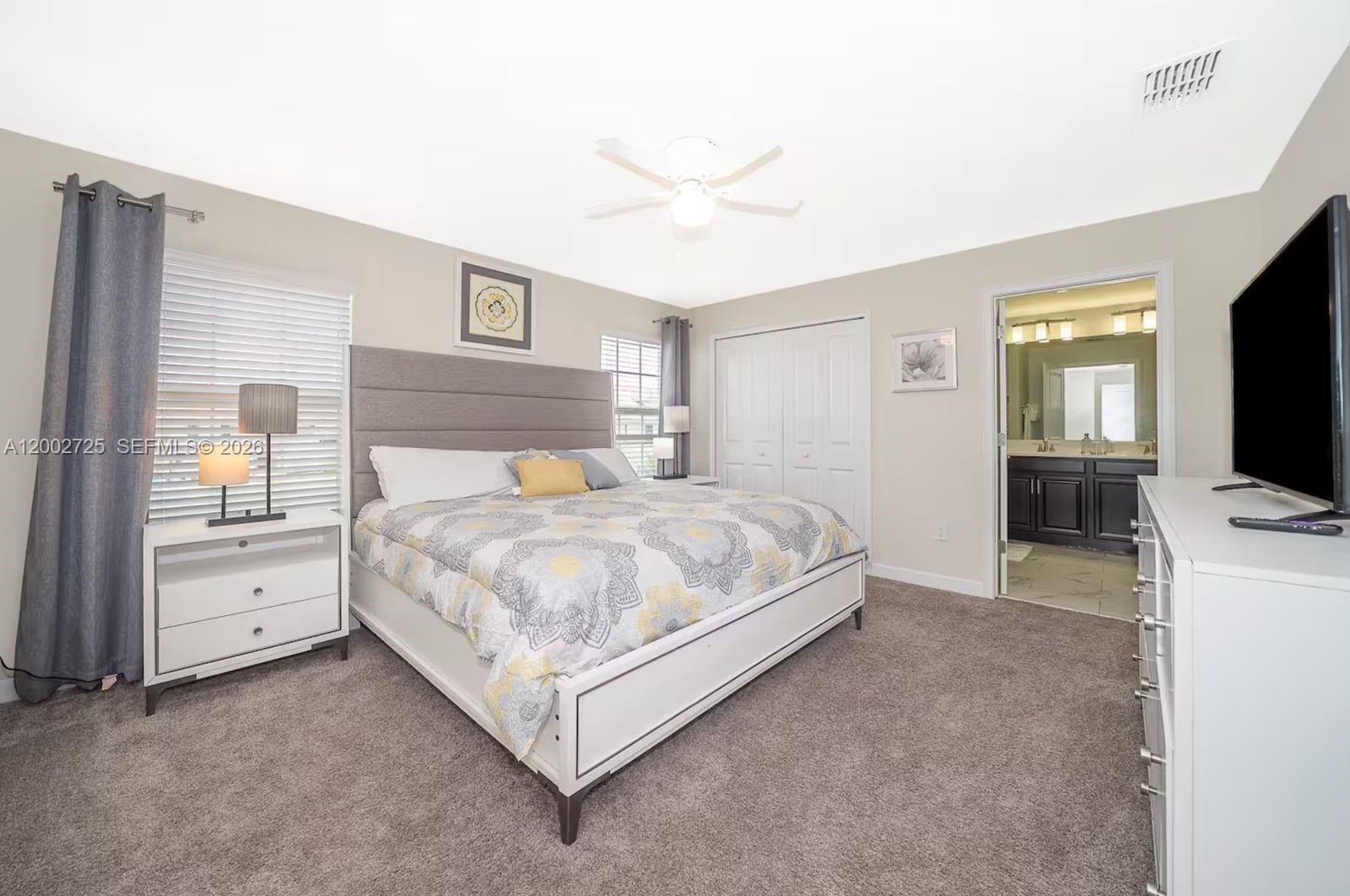 4905 Windermere Property Photo 4