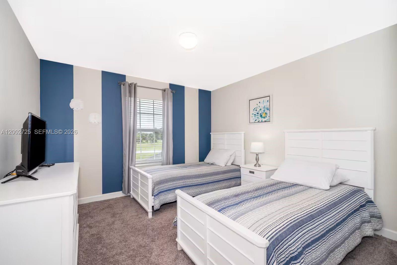 4905 Windermere Property Photo 16