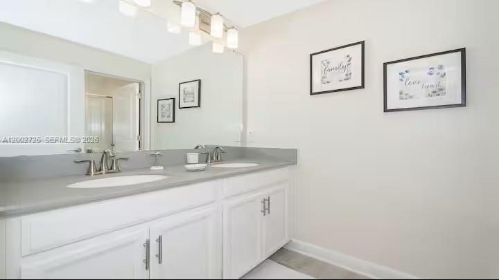 4905 Windermere Property Photo 17